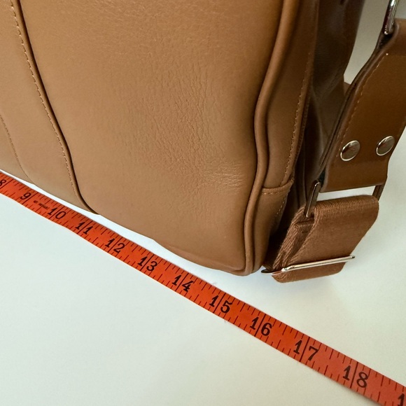 Leatherology laptop bag. Camel. EUC. Soft leather travel work bag - Picture 13 of 13
